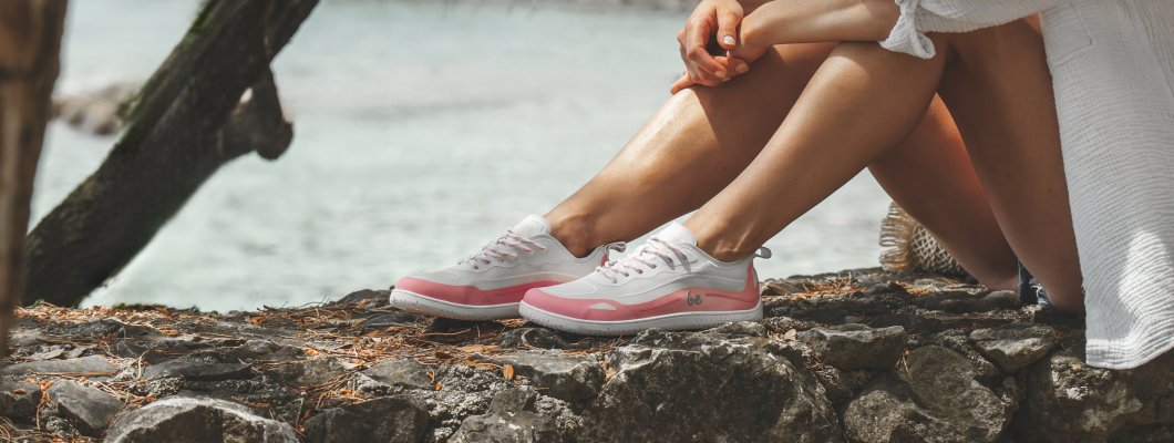Perfect Barefoot Summer Sneakers by Be Lenka