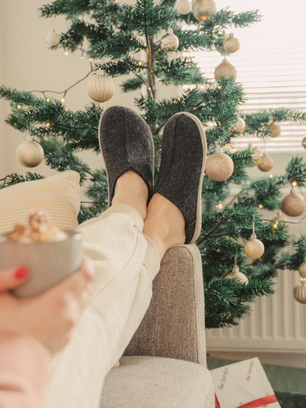 Barefoot slippers Be Lenka Chillax - Slippers - Black