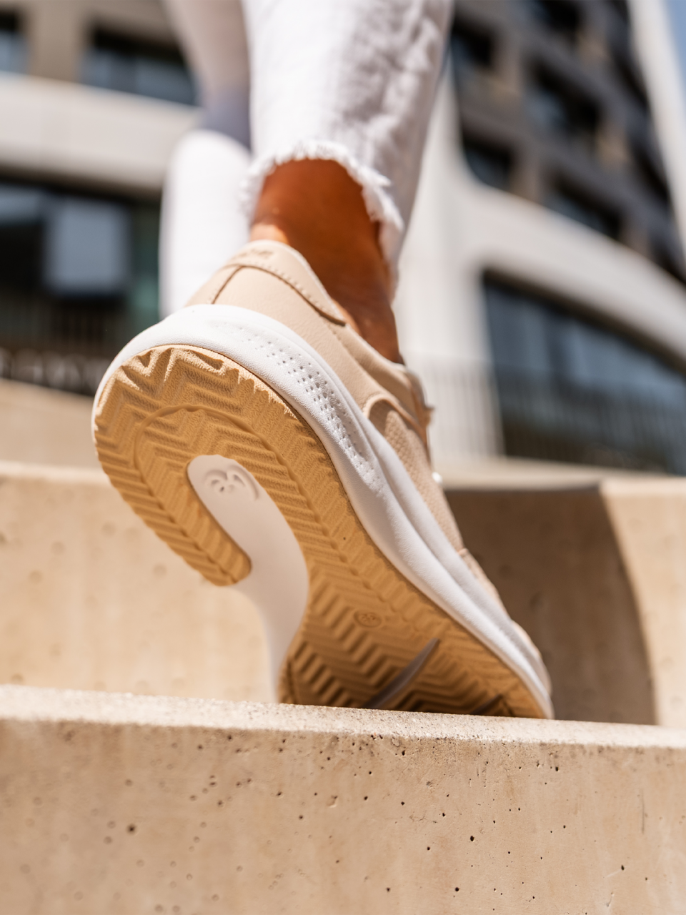 Recovery Shoes Be Lenka Sydney - Sand