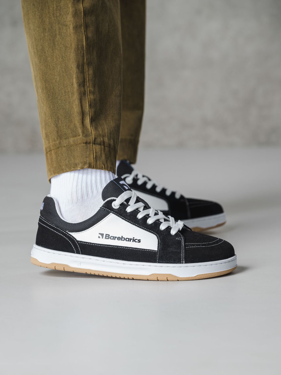 Barefoot Shoes Barebarics Legend - Black & White