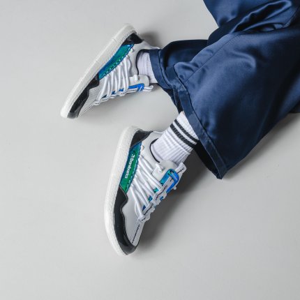 Barefoot Sneakers Barebarics Futura - Iridescent White