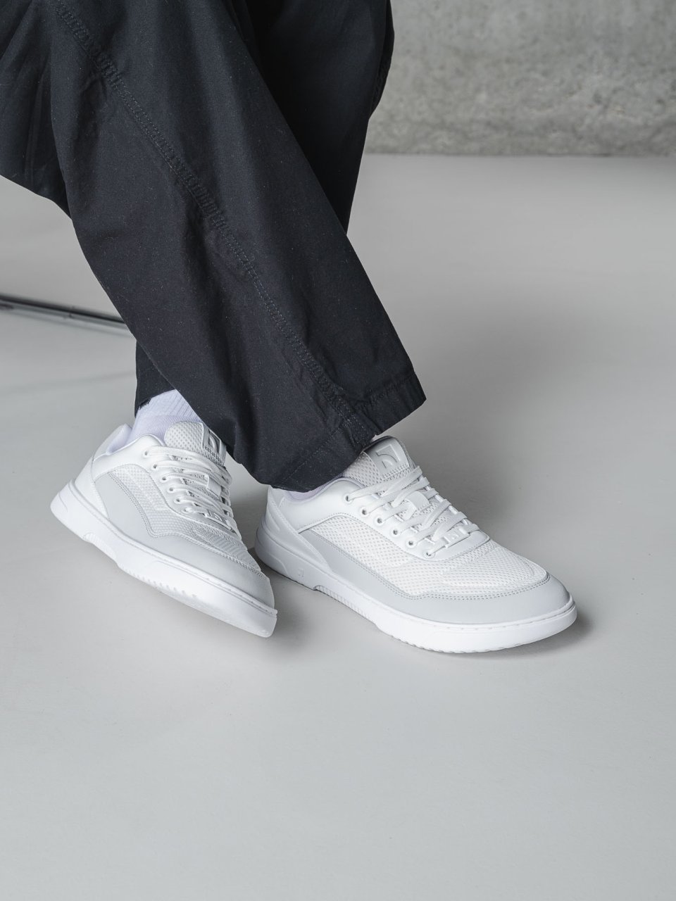 Barefoot Sneakers Barebarics Vaporo - White & Light Grey