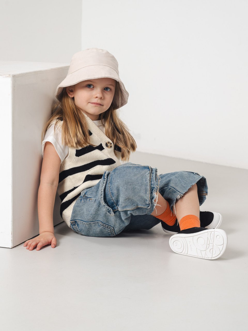 Kids barefoot sneakers Be Lenka Canvi Kids - Black & White
