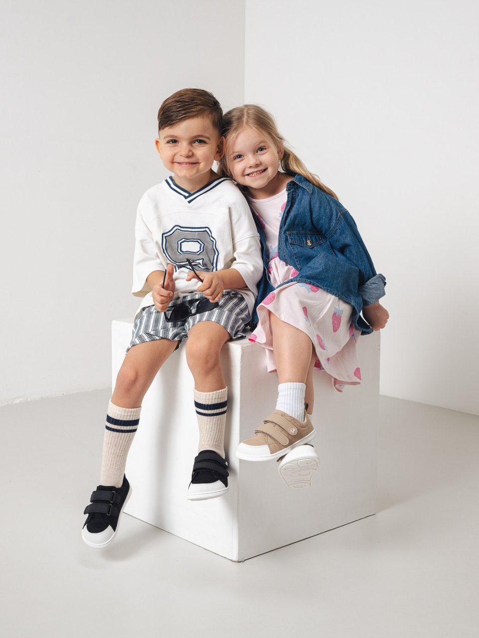 Kids barefoot sneakers Be Lenka Canvi Kids - Black & White