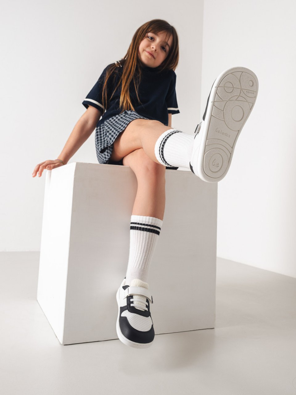 Kids barefoot sneakers Be Lenka Scoot Junior - White & Black