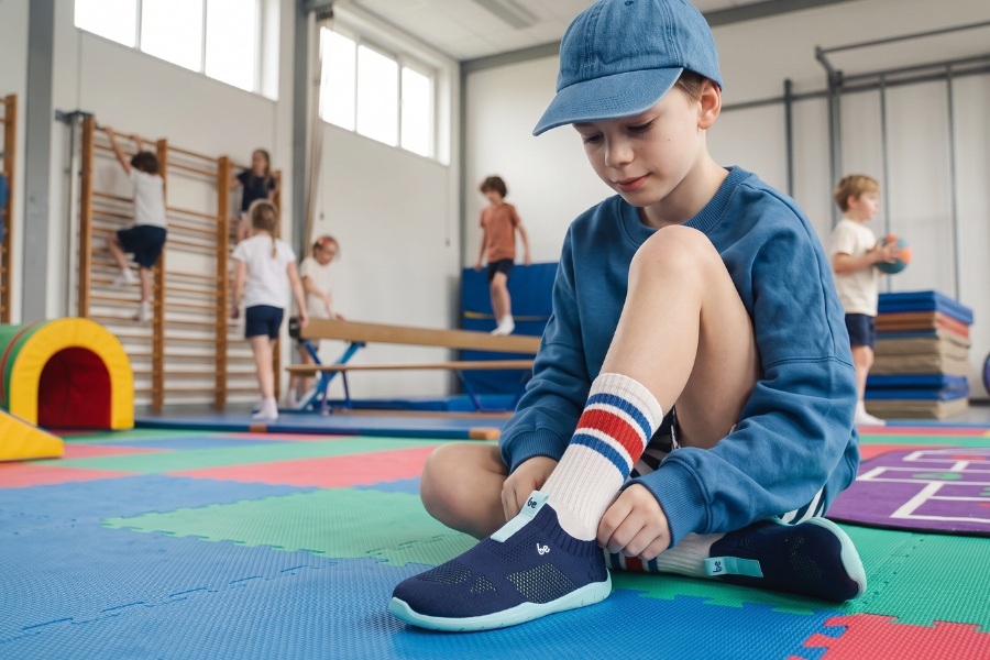 Kids' barefoot shoes for PE class Kids' barefoot shoes for PE class