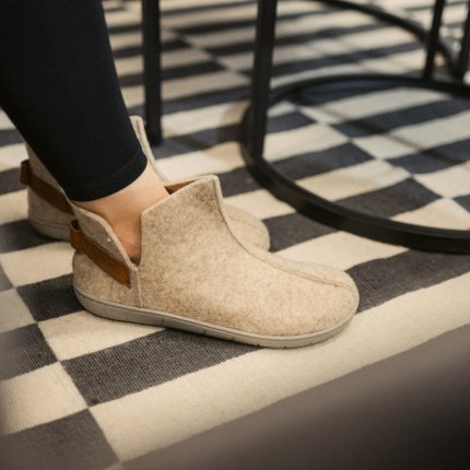 Barefoot slippers Be Lenka Chillax - Ankle-cut - Beige