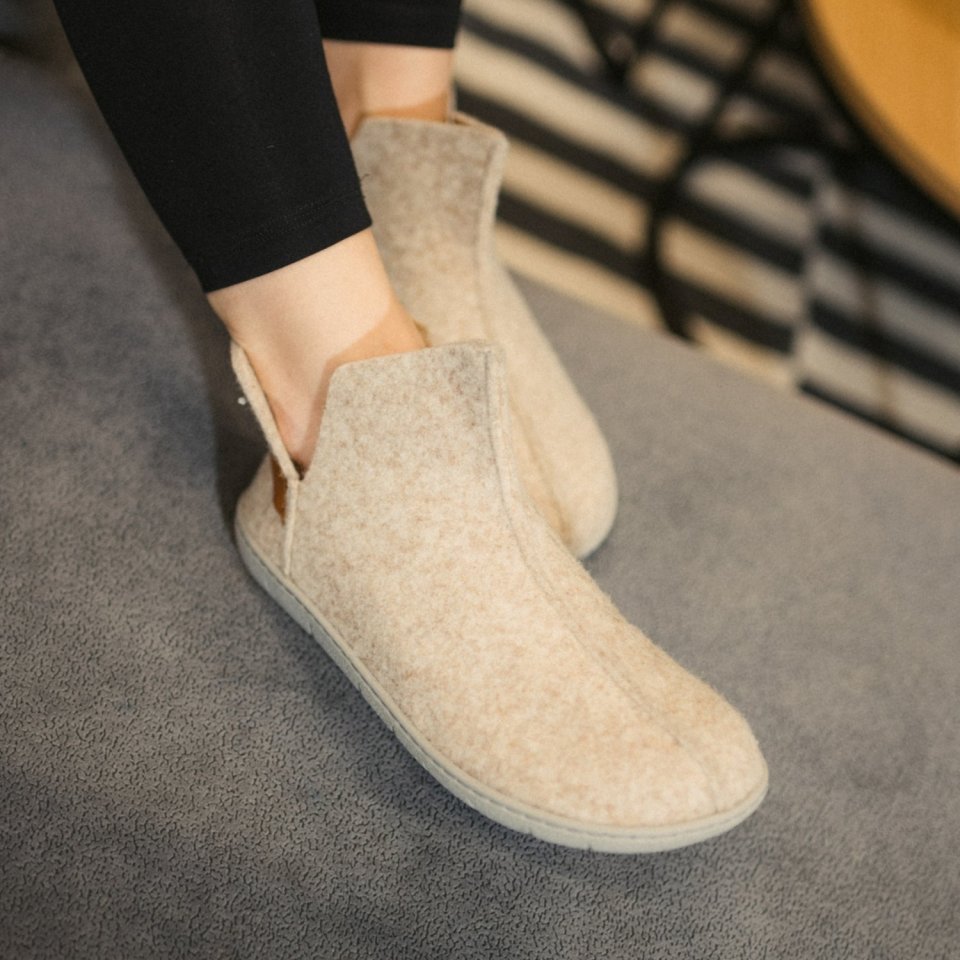 Barefoot slippers Be Lenka Chillax - Ankle-cut - Beige