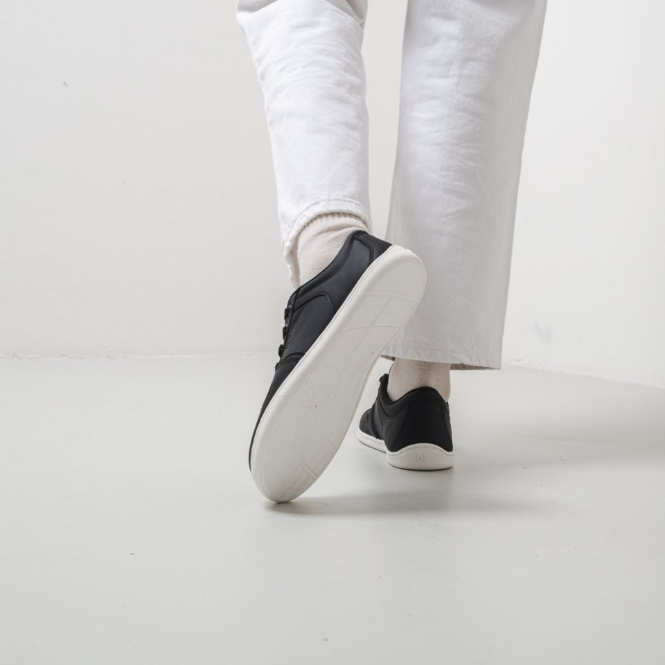 Barefoot Sneakers - Be Lenka Echo - Black & White